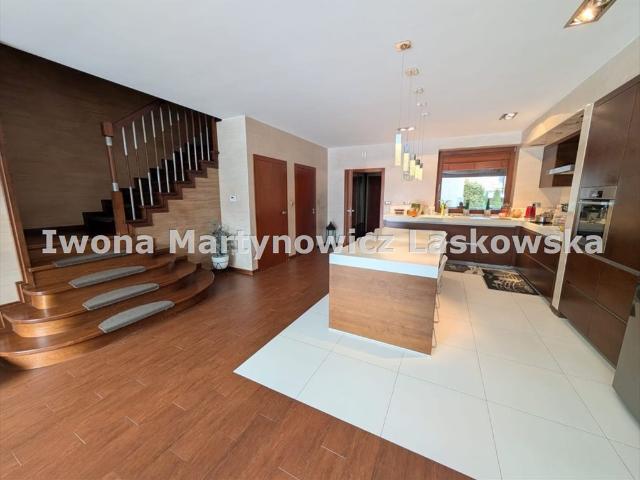 Zapraszam do domu 153 m² w Szklary Górne z dużą działką