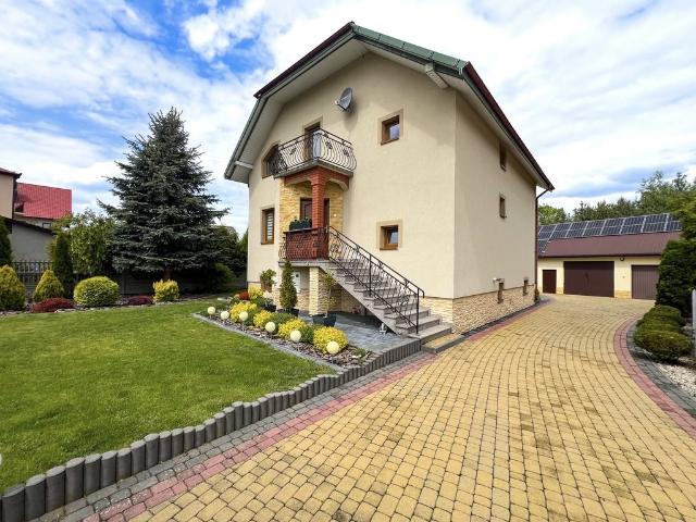 Zapraszam do domu 198 m² w Połańcu z odświeżonym wnętrzem