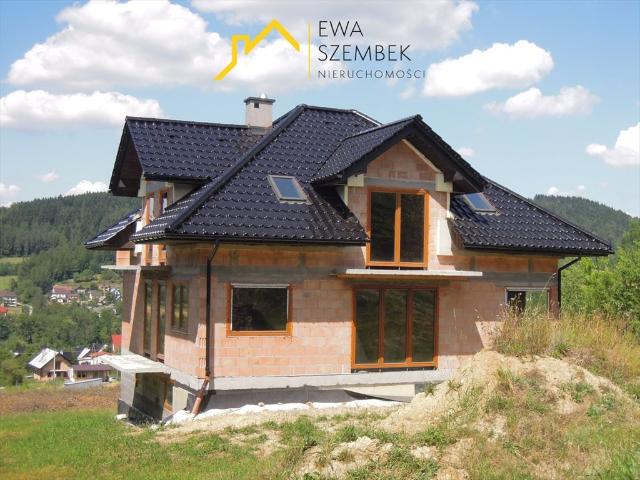 Zapraszam do domu 368 m² z garażem w Myślenicach