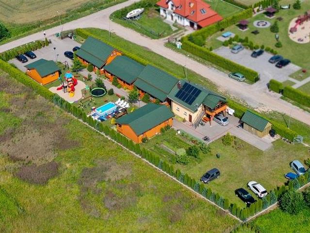 Zapraszam do inwestycji nad morzem: ośrodek 23 pokoi, 5 domków