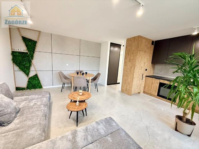 Na sprzedaż przestronne 2 pokojowe mieszkanie 45,5 m² z balkonem w Sosnowcu