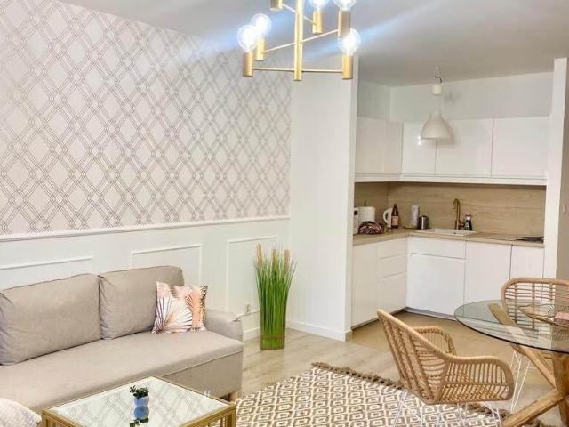 Zapraszam do obejrzenia 37 m² apartamentu z prywatnym ogródkiem blisko morza