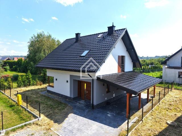 Zapraszam do obejrzenia domu 155 m² z efektywnym układem w Kłaj