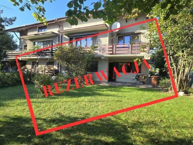 Zapraszam do obejrzenia domu 254 m² z garażem i dużą działką