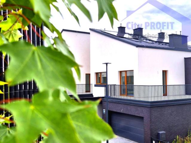 Zapraszam do obejrzenia domu 255 m² w Konstancinie Jeziornej