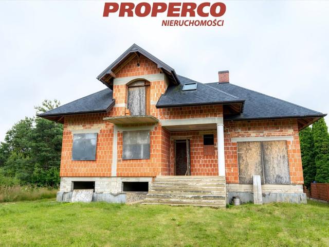 Zapraszam do obejrzenia domu 286 m² na dużej działce w Wąchocku