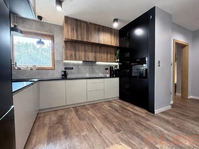 Zapraszam do obejrzenia domu 208 m² z dużą działką 1587 m² w Kleosinie