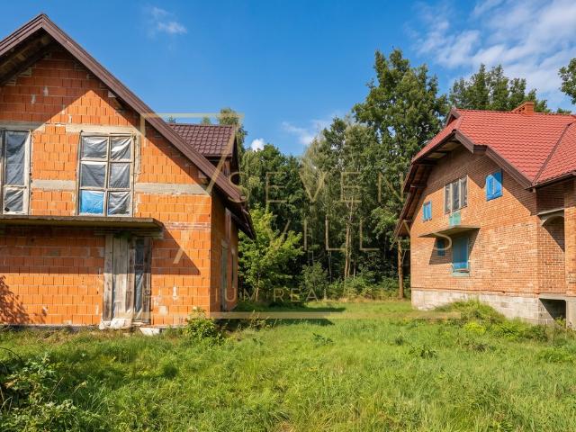 Zapraszam do obejrzenia domu 213 m² w Mrozach z dużą działką