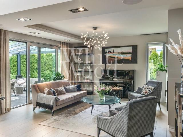 Zapraszam do obejrzenia eleganckiego domu 230 m² w Gdyni