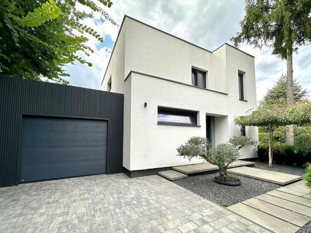 Zapraszam do obejrzenia luksusowego domu 142 m² w Puszczykowie