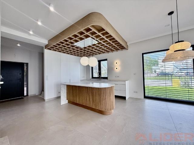 Zapraszam do obejrzenia nowoczesnego domu 230 m² w Księżynie