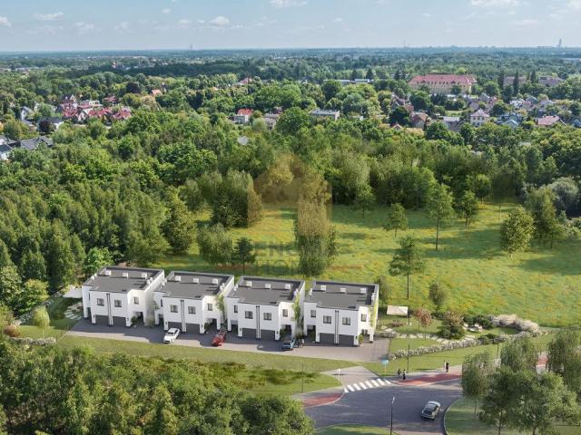 Zapraszam do obejrzenia nowoczesnego domu bliźniaczego 105 m² z garażem i ogrodem