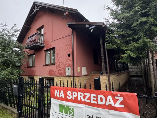 Zapraszam do Leżajska, dom 213 m² z poddaszem i garażem