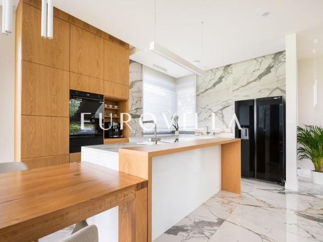 Luksusowy dom 270 m² w Wilanowie polecam