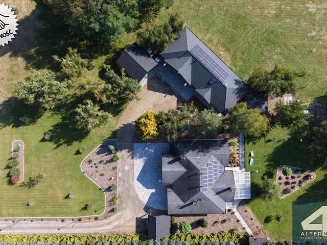 Zapraszam do luksusowej, autonomicznej posiadłości 220 m² w Mniszkowie