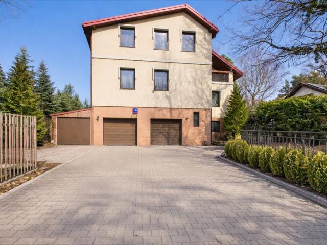 Rezydencja 427 m² na Białołęce polecam