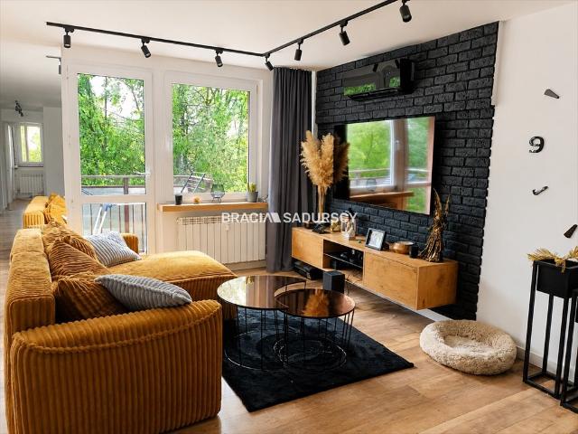 Zapraszam do mieszkania 48 m² z balkonem i widokiem na południe