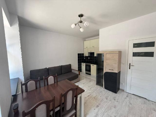 Zapraszam do mieszkania 28 m² z funkcjonalnym układem w Gnieźnie