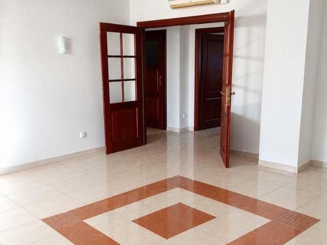 Zapraszam do przestronnego mieszkania 96 m² w Krzykach