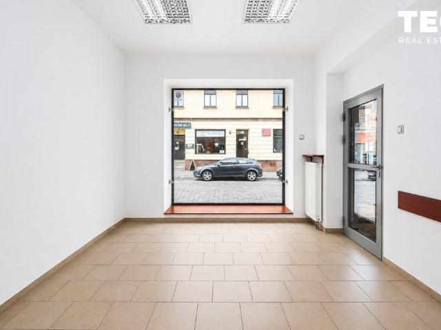Zapraszam do wynajęcia jasnego lokalu 31,5 m² w centrum Tarnowskich Gór
