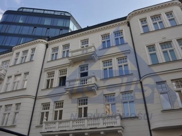Zapraszam do wynajęcia stylowego biura 55 m² w odrestaurowanej kamienicy