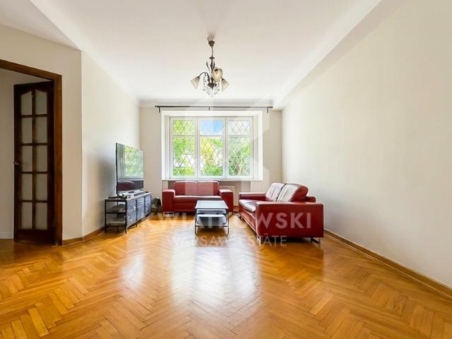 Zapraszam do wynajmu 120 m² biura na Powiślu w klimatycznej kamienicy