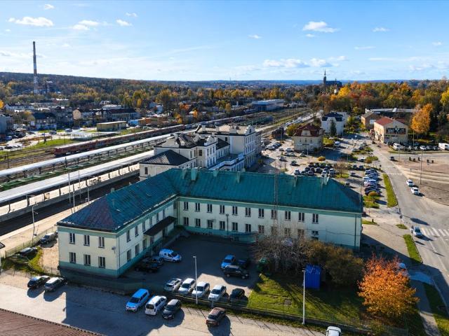 Zapraszam do wynajmu 150 m² biur w Skarżysku Kamiennej