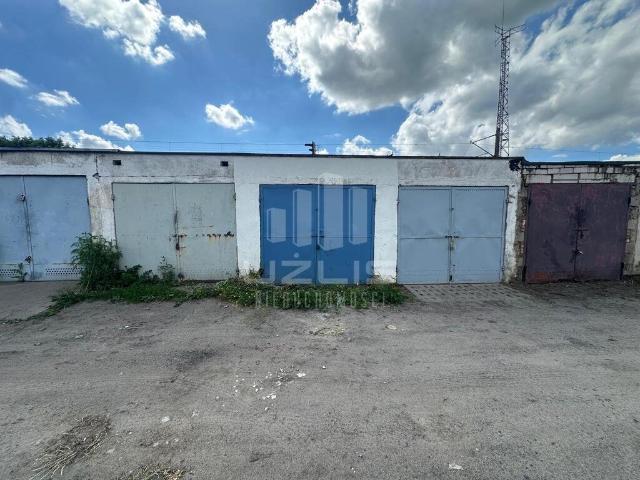 Zapraszam do wynajmu garażu 18 m² przy Jagiellońskiej