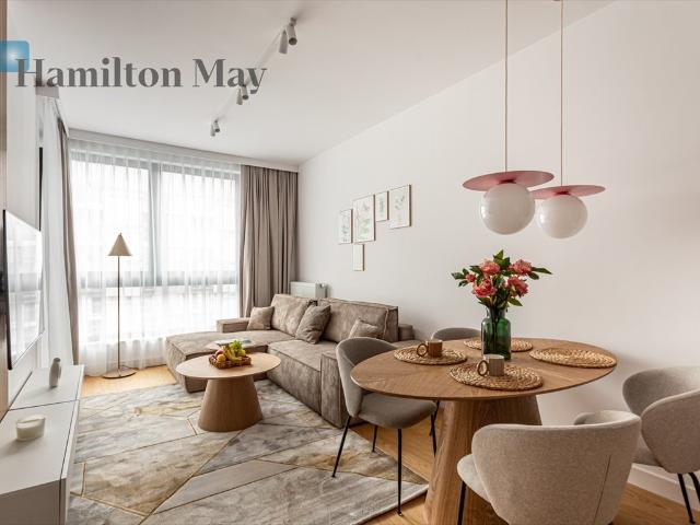 Nowoczesne 41m² mieszkanie z loggią w prestiżowej Woli