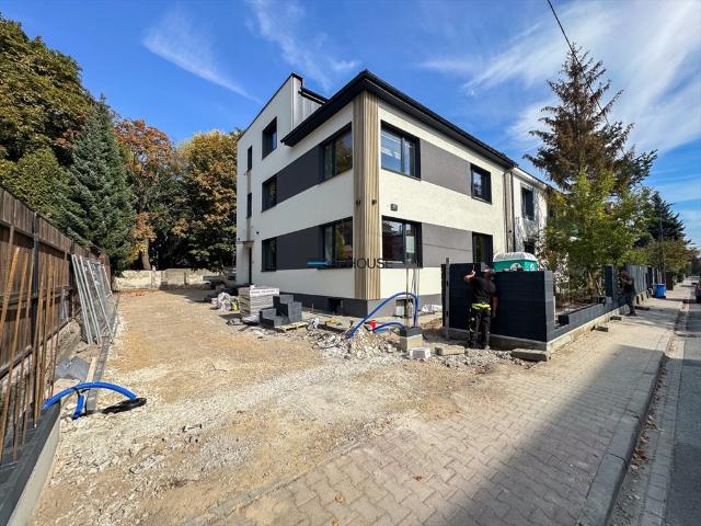Zapraszam do wynajmu nowoczesnego budynku 14 mikroapartamentów w Krakowie