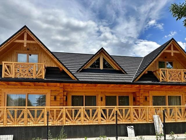 Zapraszam do zakupu domu 148 m² z 3 apartamentami i tarasami