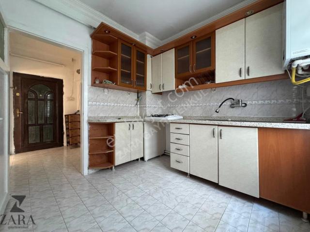 Zara | Ertuğrulgazi Mh. Ana Cd. Yakını 3+1 Ara Kat Kiralık Daire