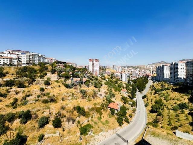 Zara |fahri Korutürk Mh 846 Cd Üzerinde 130m² 3+1 Site Dairesi