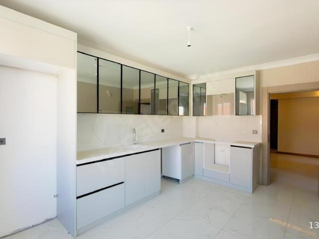 ZARA KARAPÜRÇEK MH. OKUL&ANA CD. YAKINI SIFIR 3+1 125m DAİRE