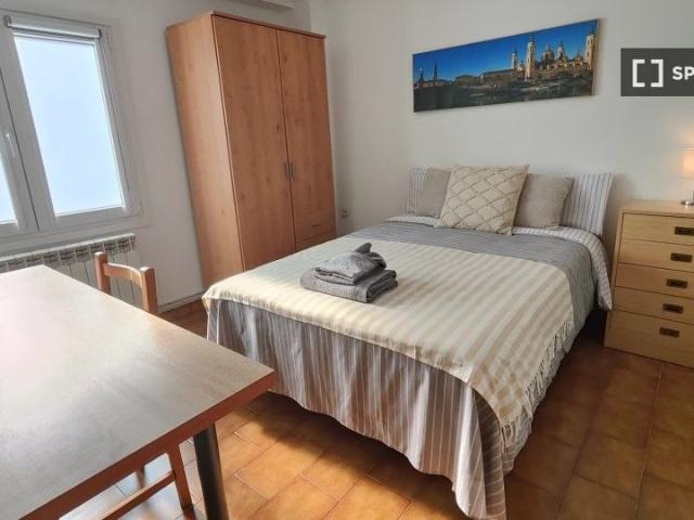 zaragoza, Aragon 50011