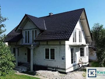 Przestronny dom 184 m² na dużej działce 34 arów, nowoczesny
