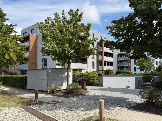 Zauberhafte 4 Zimmer Whg. mit Süd Loggia, ruhig und zentral
