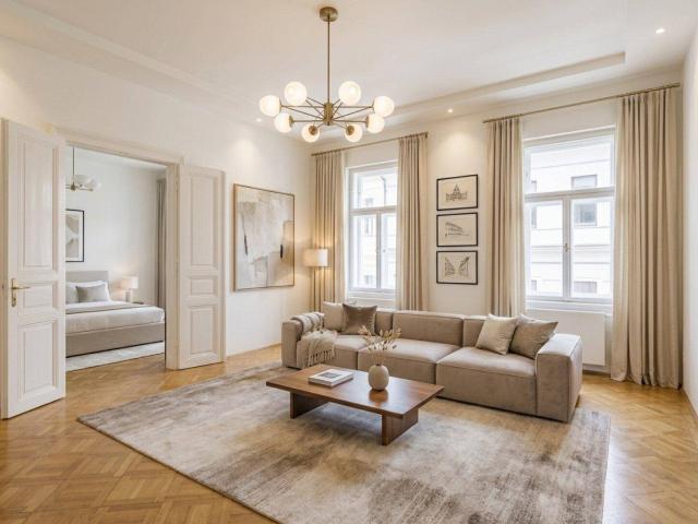 Zauberhafte Altbauwohnung mit großzügigem BALKON und GARAGE – ruhige Toplage direkt beim Karlsplatz