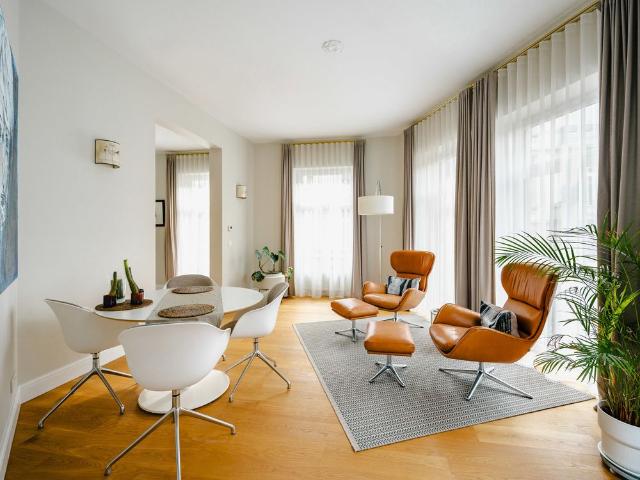 Zavel, Brussel