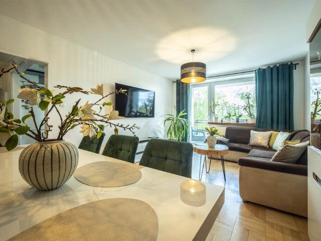 Zgierska Perełka: Imponujące 92 m² z tarasem