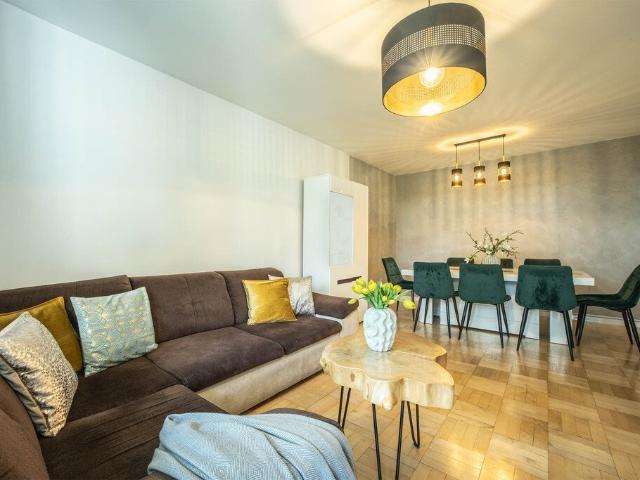 Zgierska Perełka: Imponujące 92 m² z tarasem