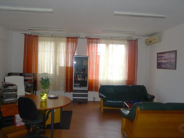 Lokal 50 m² w centrum Zgierza z klimatyzacją polecam!