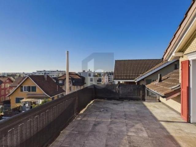 ZENTRAL MIT DACHTERRASSE UND GARTEN