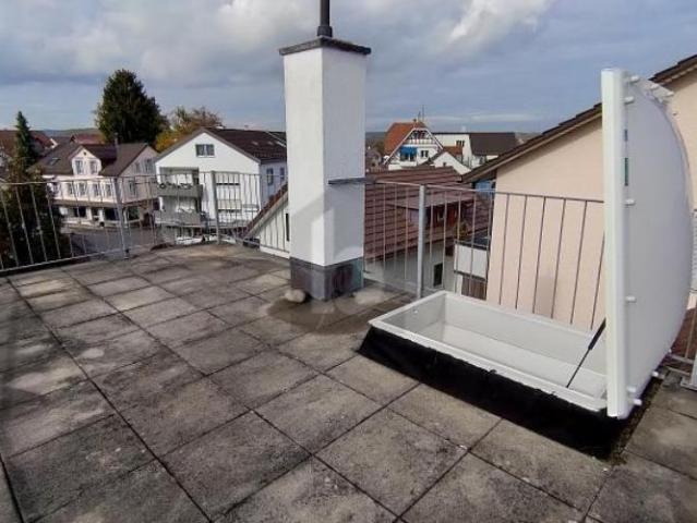 ZENTRAL MIT PRAKTISCHER DACHTERRASSE