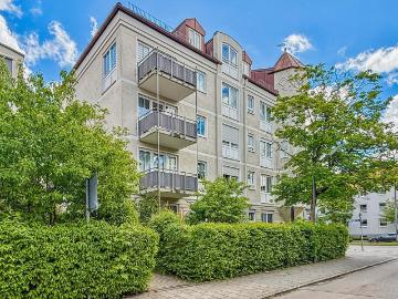 Zentral. Attraktiv. Wertstabil 2 Zimmer Wohnung mit Südbalkon