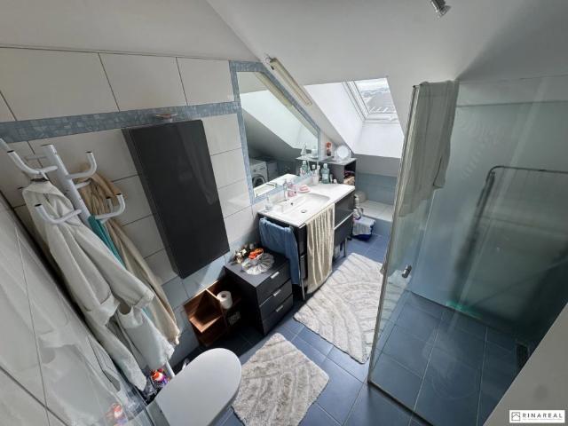 Zentral, aber ruhig gelegene 2 Zimmer Wohnung | Balkon | Grün und Weitblick