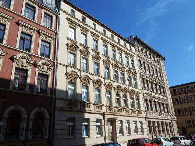 Zentral gelegene bezugsfertige Wohnung in der südlichen Innenstadt !