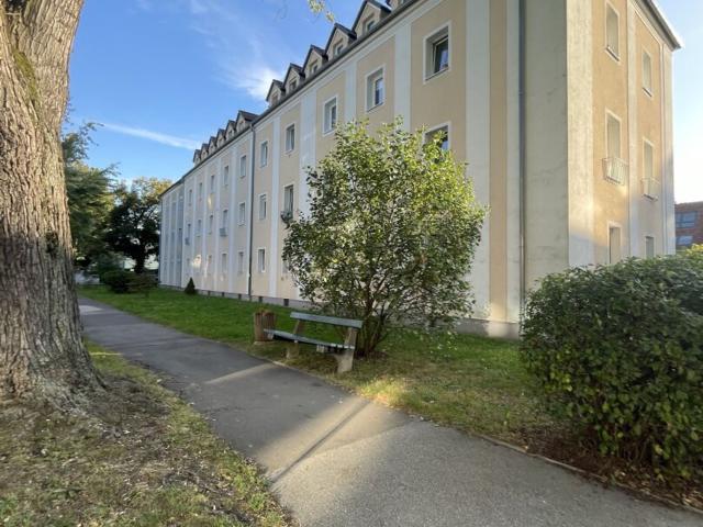 Zentral Gelegene Dachgeschoss 1 Raum Wohnung im Beliebten Stadtteil Bindermichl! von Grünflächen und Bester Infrastruktur Umgeben!