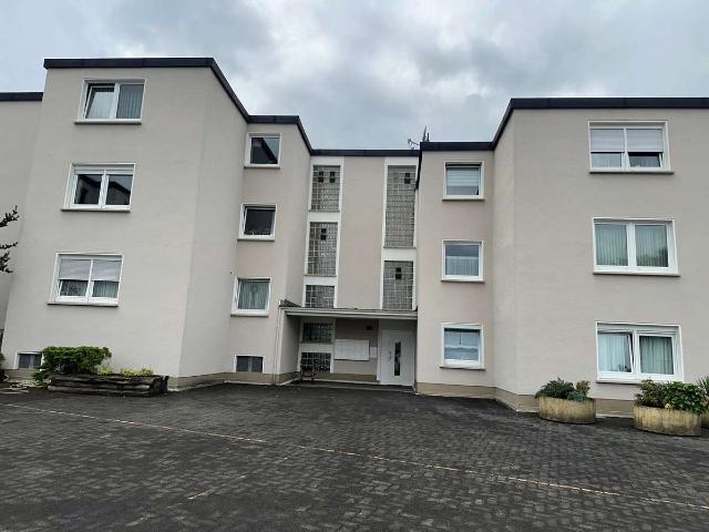 Zentral gelegene, familienfreundliche 4 Zimmerwohnung im Herzen von Gummersbach!