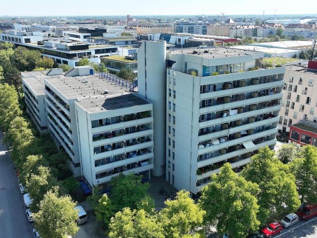 Zentral gelegene, gut vermietete 2 Zimmer Wohnung